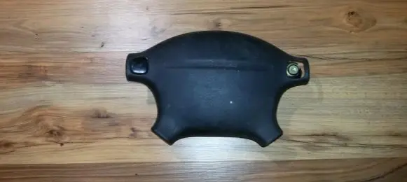 Mazda 323 Steering wheel airbag DEZ015D0599 D4X35OC1845