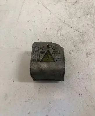 Audi A6 S6 C6 4F Headlight ballast module Xenon 5D00831950