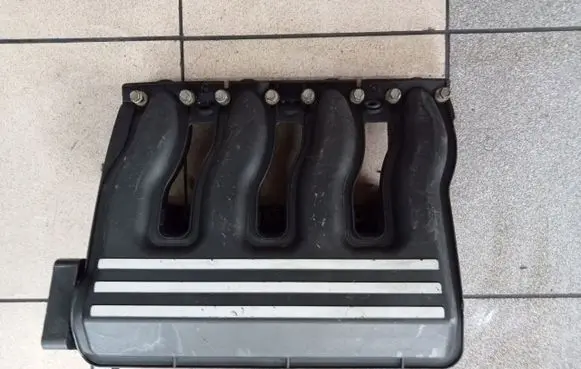 BMW 3 E46 Intake manifold 2246942