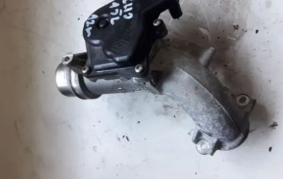 Renault Clio IV Engine shut-off valve 