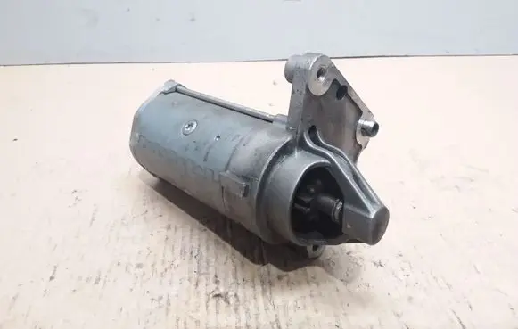 Citroen C5 Starter motor 9662854180
