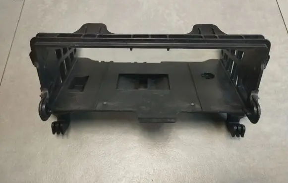 Mercedes-Benz E W213 Radio/GPS head unit trim A2135455900