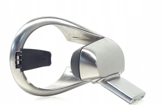 Engine bonnet (hood) release handle