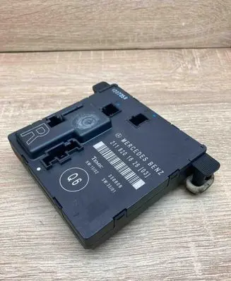 Mercedes-Benz E W211 Door control unit/module 2118201626 356806