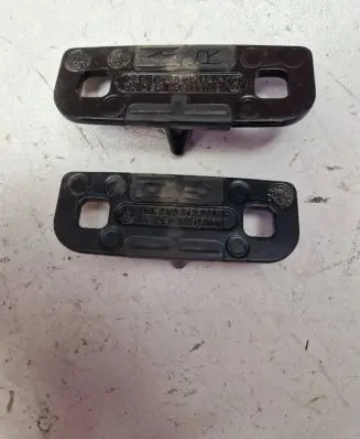 Porsche Macan (95B) Sliding door check strap stopper 7N0843841C