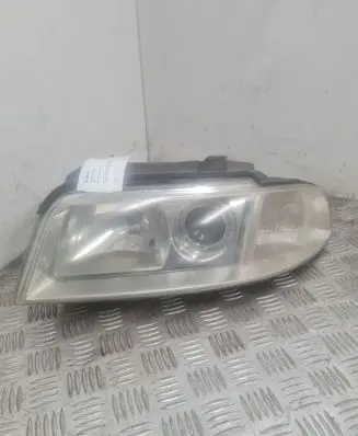 Audi A4 S4 B5 8D Headlight/headlamp 8D0941003AN