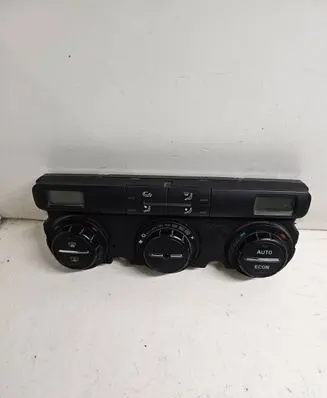 Skoda Octavia Mk2 (1Z) Climate control unit