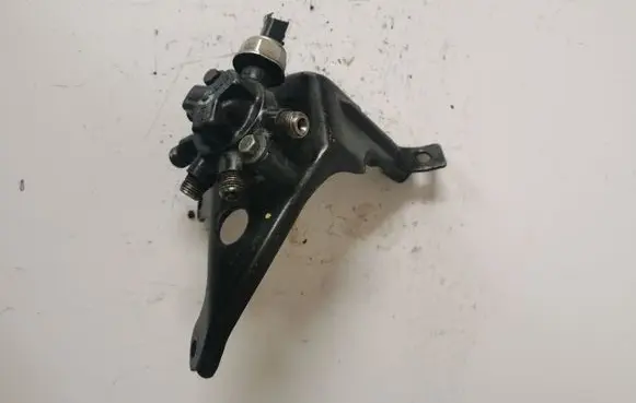 Ford Focus Fuel distributor 1S4Q9W276CB