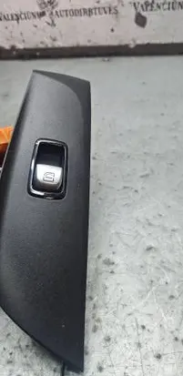 Mercedes-Benz E W213 Electric window control switch A2137208800