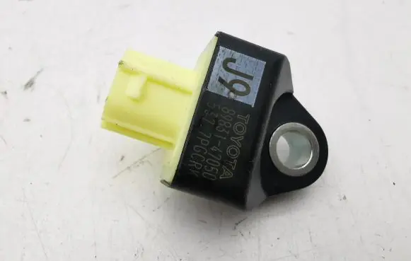 Toyota RAV 4 (XA50) Airbag deployment crash/impact sensor 8983147050