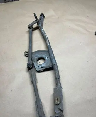 Volvo S80 Front wiper linkage and motor 9171899