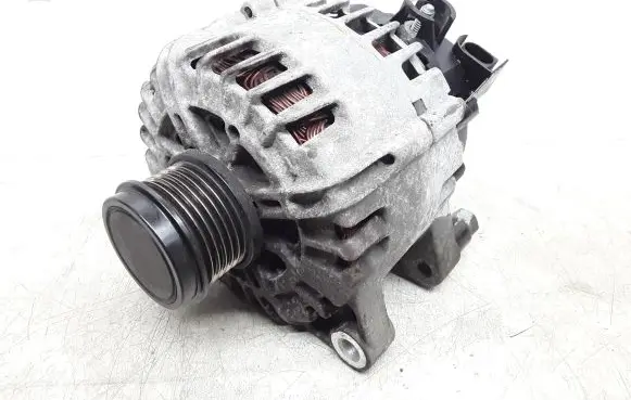 Volvo V60 Generator/alternator 31285399