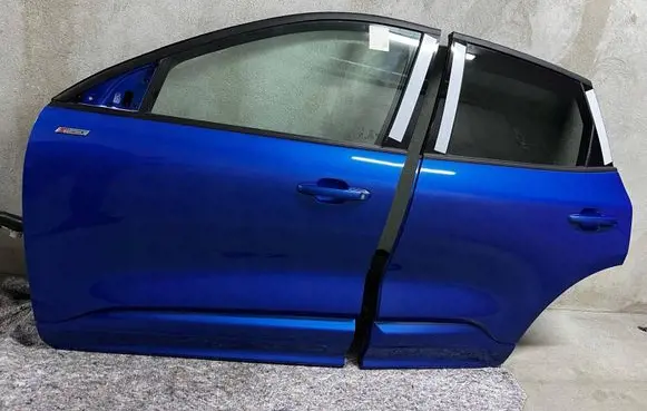 Ford Kuga III Front door 