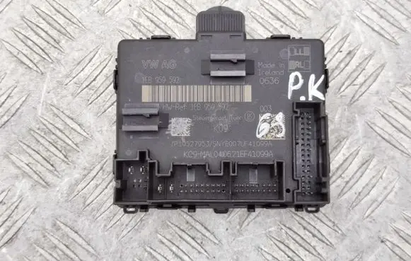Audi Q4 e-tron Door control unit/module 1EB959592