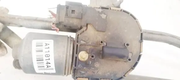 Ford Mondeo Mk III Wiper motor 1S7117508AD 0390241702