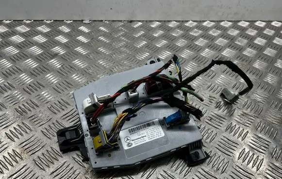 Mercedes-Benz GLC X253 C253 Comfort/convenience module A2059006330 5DK01077278 A2059013904
