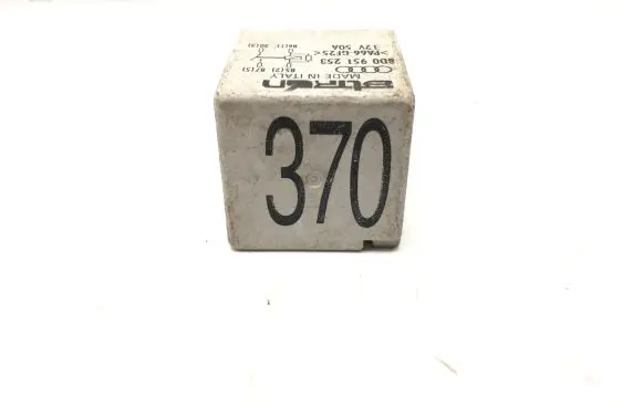 Audi A6 S6 C6 4F Other relay 8D0951253