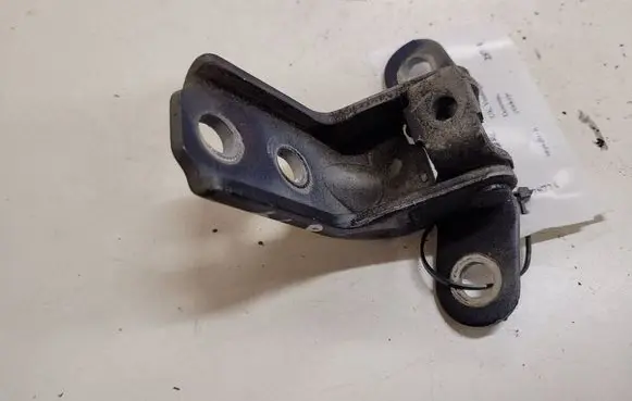Hyundai Santa Fe Front door upper hinge