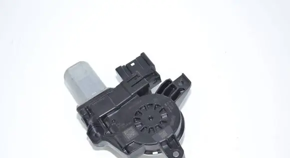 BMW iX1 Front door window regulator motor 5A75082 67625A75082 67625A18F14
