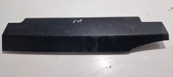 BMW 5 F10 F11 Front door seat control surround trim 6981778