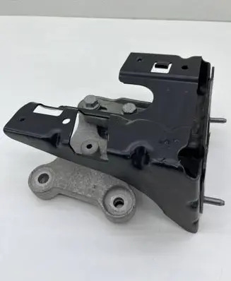 Opel Crossland X Gearbox mounting bracket 9682355880