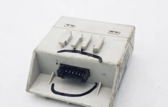 BMW 5 E39 Yaw turn rate sensor 657583869329 83869329 55892110