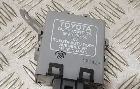 Toyota Previa (XR30, XR40) II Door control unit/module 8591828060