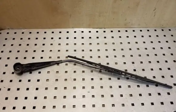 Volkswagen Transporter - Caravelle T4 Rear wiper blade arm 701955707