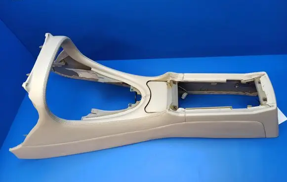 Jaguar XJ X308 Center console GNC7620