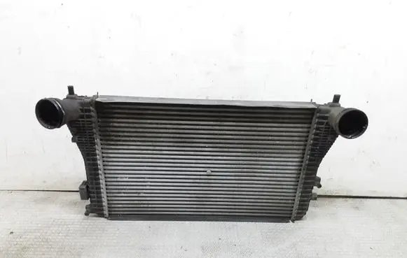 Volkswagen PASSAT B6 Intercooler radiator 3C0145805F