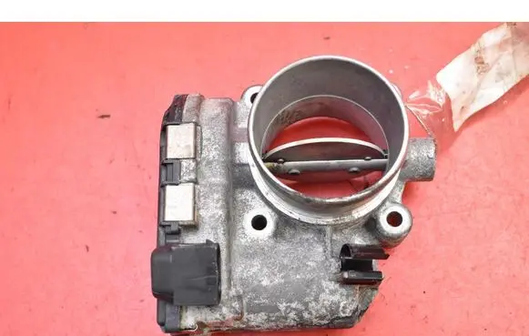 Volvo V40 Throttle body valve 31216665