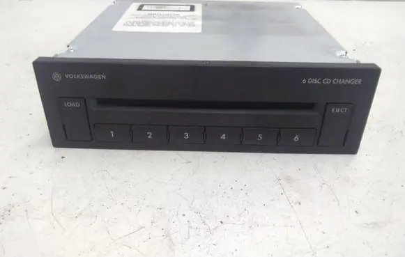 Volkswagen PASSAT B6 CD/DVD changer 3C0035110