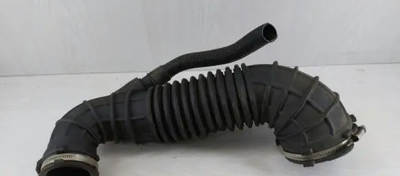 Audi Q5 SQ5 Intercooler hose/pipe 03G129629D