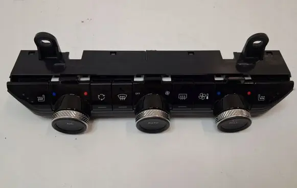 Citroen C5 X Central console control unit 98361321ZD