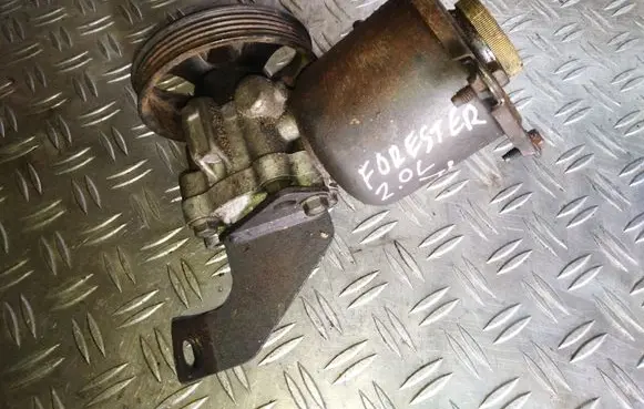 Subaru Forester SF Power steering pump