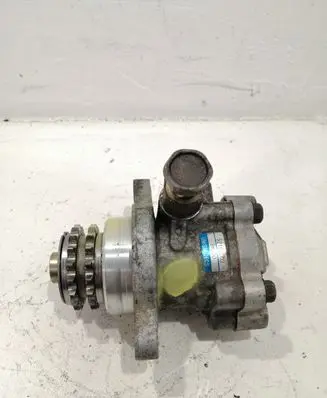 Nissan X-Trail T30 Power steering pump 8H800