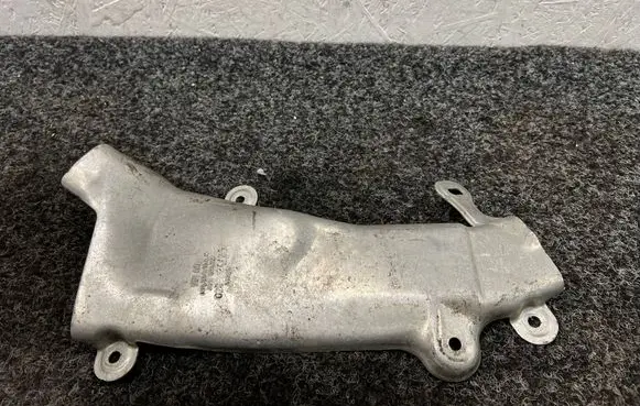 Volkswagen Touareg III Other engine bay part 4M0201192K