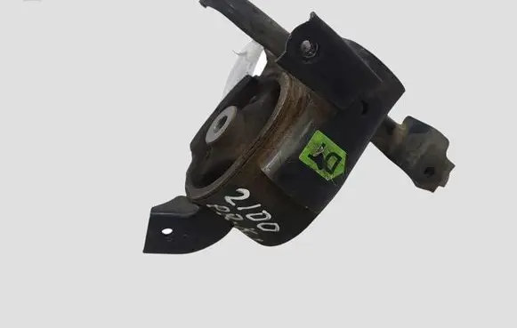Toyota Avensis T270 Engine mount bracket