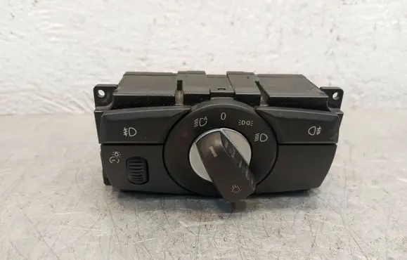 BMW 5 E60 E61 Light switch 6988565