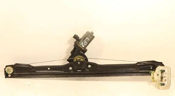 Iveco Daily 35 - 40.10 Front window lifting mechanism without motor D3761