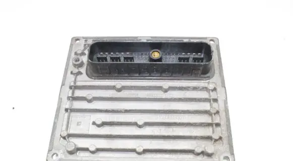 Ford Fiesta Engine control unit/module 6S6112A650GD S120977313D
