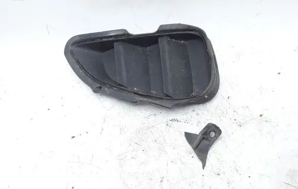 Honda CR-V Front fog light trim/grill 71104SWWG000