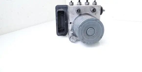 Volkswagen Cross Polo ABS Pump 6C0614517K 269642 6C0907379K