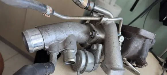 Nissan Juke I F15 Turbo 100924156 144111KC0E 4933500850