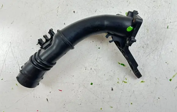 Intercooler hose/pipe