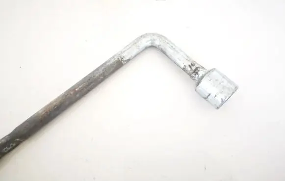 Audi A4 S4 B5 8D Wheel nut wrench 