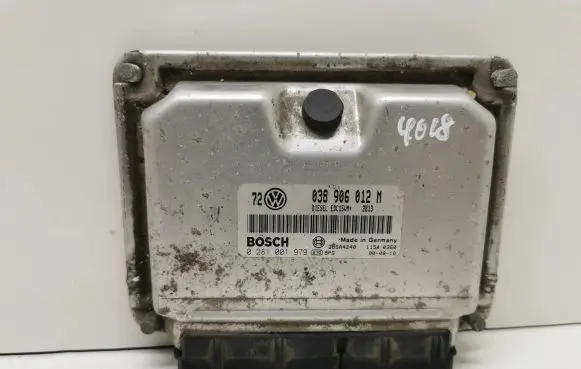 Volkswagen Golf IV Engine control unit/module 0281001919 038906012M