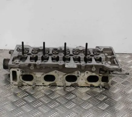 Opel Insignia A Engine head 55571949