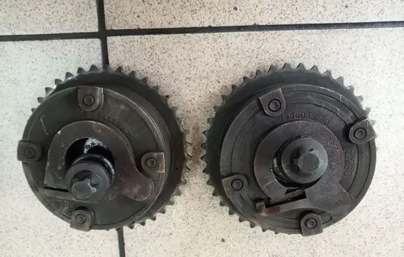 Peugeot 207 CC Camshaft pulley/ VANOS V754586280