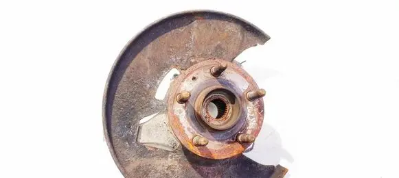 Front wheel hub